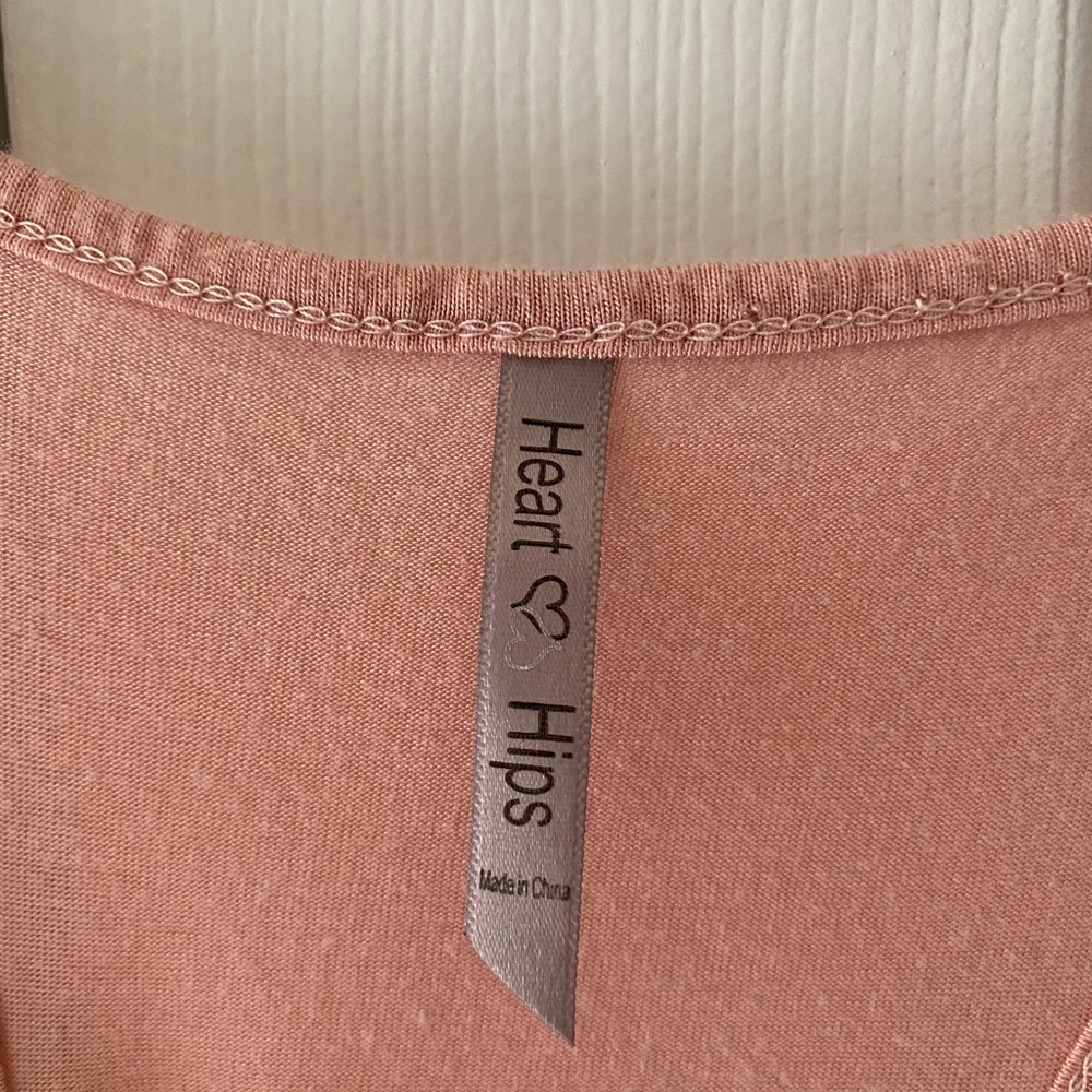 Lightweight comfortable pink crop top